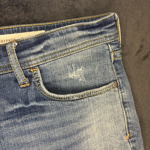 Anthropologie Blue Denim Shorts Classic Distressed Pilcro Size 28 - Picture 4 of 6